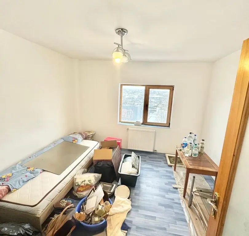 Apartament 3 camere de vânzare – Miron Nicolescu