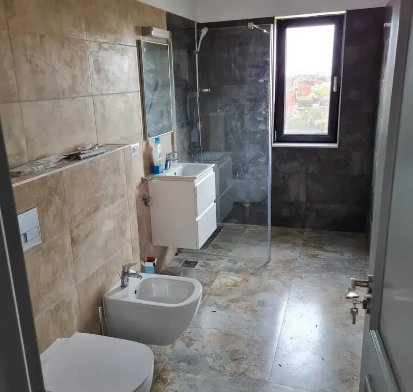 Penthouse M16_ 88mp_ bloc nou_loc parcare_partial mobilat_terasa 41 mp