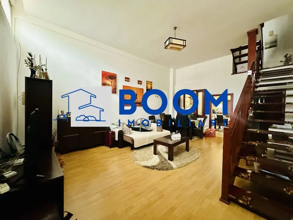 Casa moderna Vladesti | Zona Exclusivista | Curte interioara |