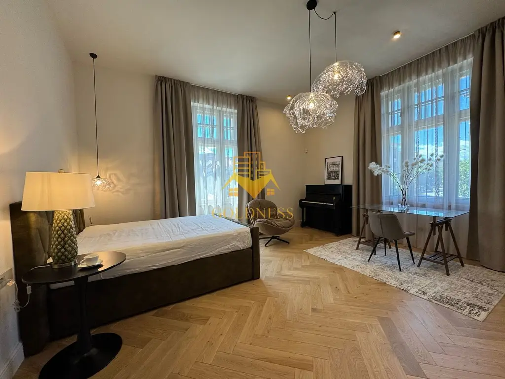 2 camere, Lux, Ultracentral, Parcare, Prima Inchiriere, Piata Unirii