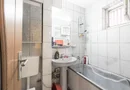 Apartament, la etajul 1, cu balcon spre zona verde, malul Muresului