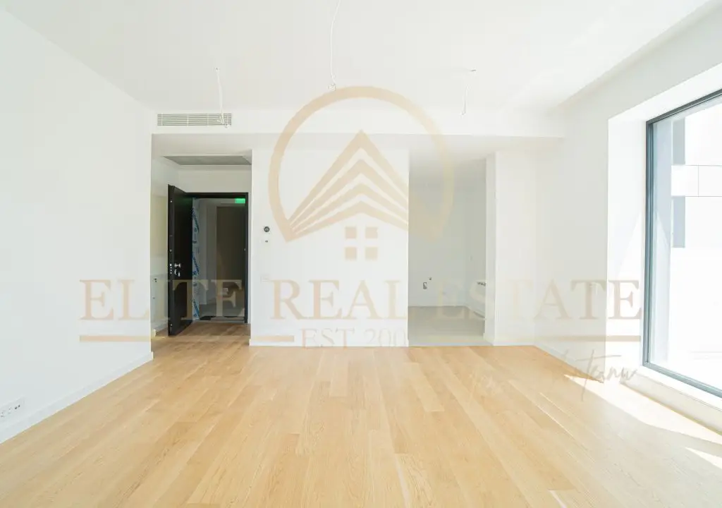 Stațiunea Mamaia - Vânzare apartament cu 2 camere, 2 bai si terasa.