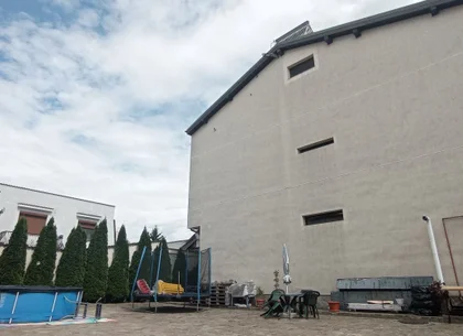 Casa unifamiliala pretabil sediu firma în cartierul  Vatra Luminoasa