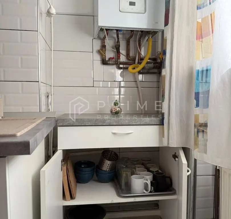 Apartament cu 3 camere decomandate- Ideal pentru studenti - Zona Tudor