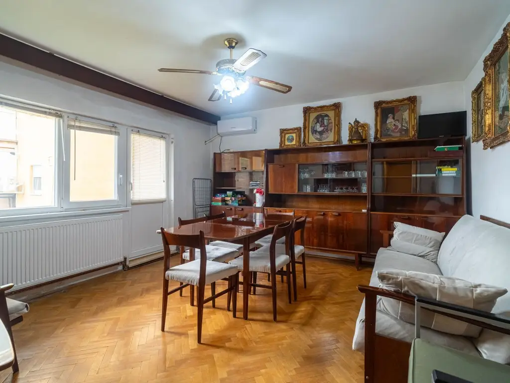 Apartament spațios cu 4 camere – Zona Boul Roșu 0% COMISION