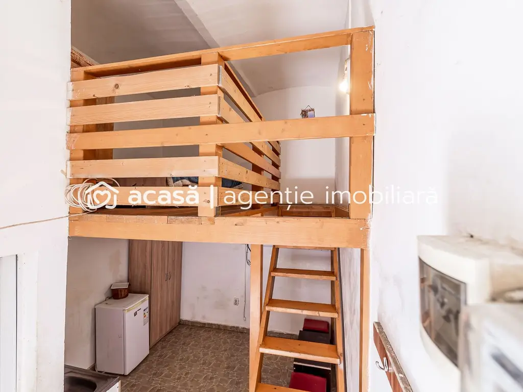 Spațiu birouri central cu 2 intrări pe Str. Unirii 1 Arad.