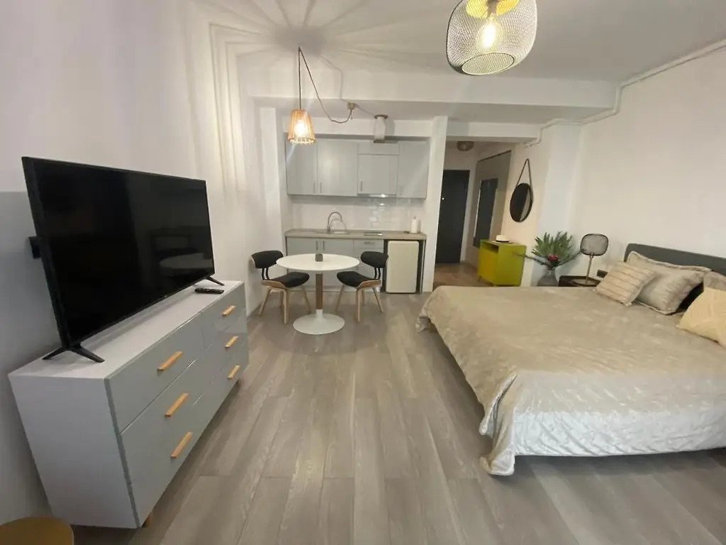 Oferta promo! 2 Cam 90 mp  Casa del Mar Mamaia Nord zona cluburi ,langa plaja