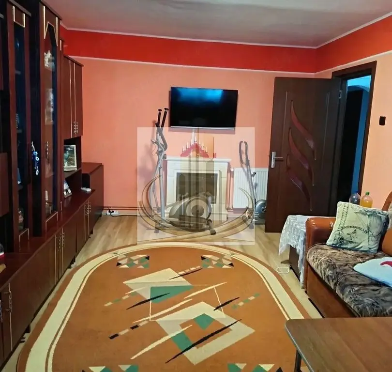 3 Camere Decomandat, 2 bai | Parter | Zona Soarelui – Parcul Pădurice