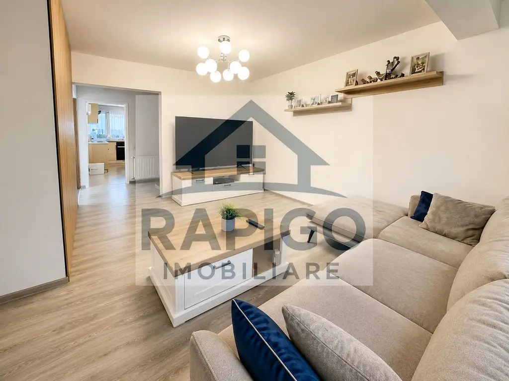 Duplex Spațios cu 3 Dormitoare și Curte Amenajată |