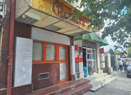 Vand 2 spatii comerciale alaturate, 40mp fiecare p+s , Bdul George Cosbuc