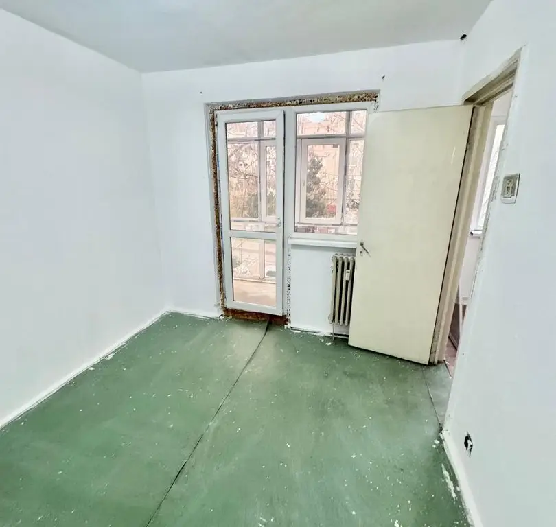 Apartament 2 camere de vânzare, Strada Tineretului, etaj 2