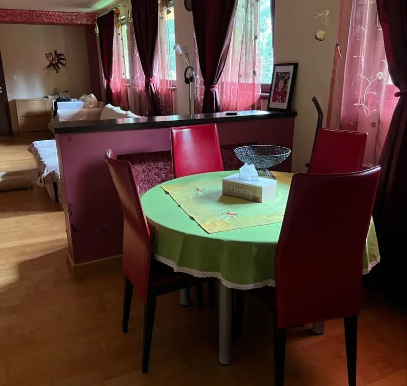 Casa de Vanzare