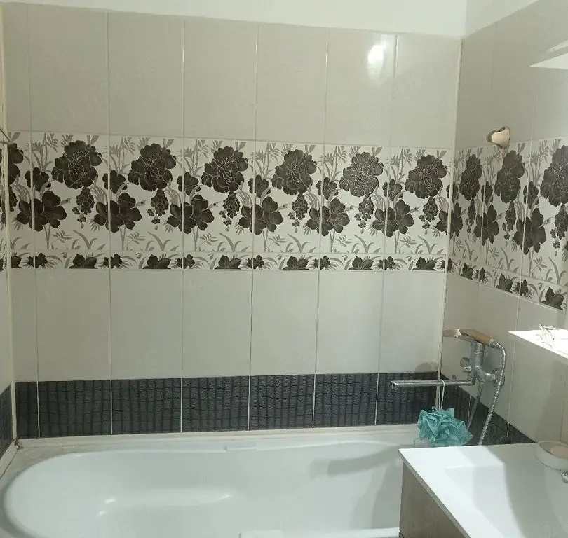 De inchiriat aparatament cu 2 camere, ultracentral , 400 euro