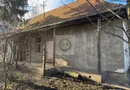 Teren și casă de vânzare în Miercurea Ciuc (central, strada Leliceni)