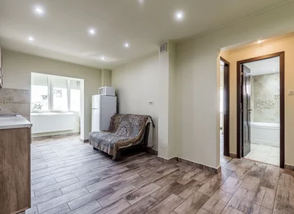 REZERVAT! Ap 2 camere, renovat, 2 balcoane. Cartier Alfa Arad
