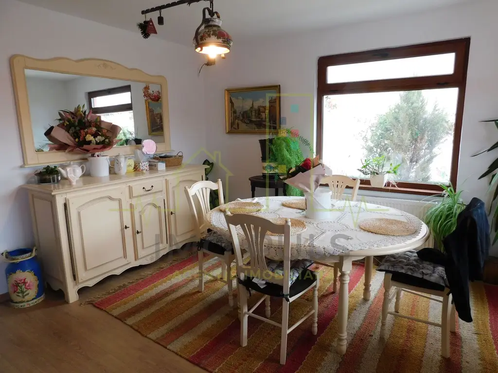 1/2 Duplex. Complet mobilat si utilat.