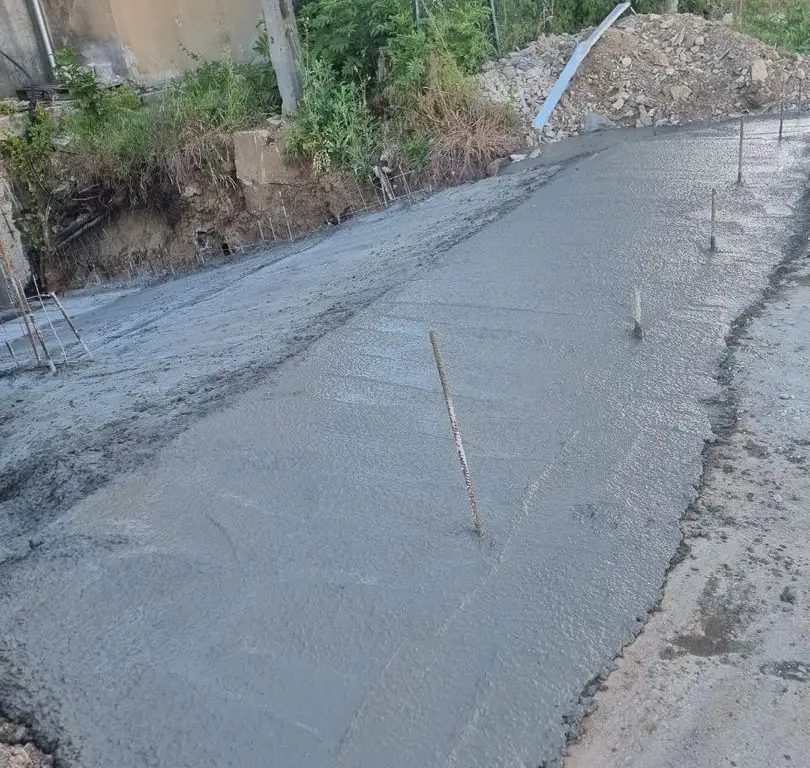 Drumul intre Tarlale spatiu 550 mp