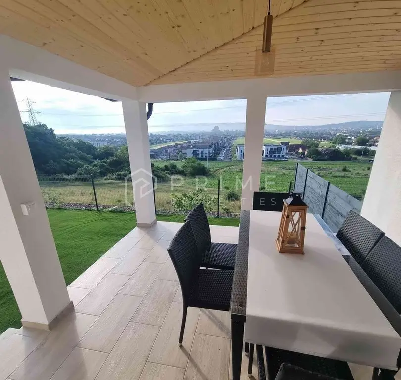 Duplex NOU cu 4 camere, încălzire în pardoseală și terasă panoramică