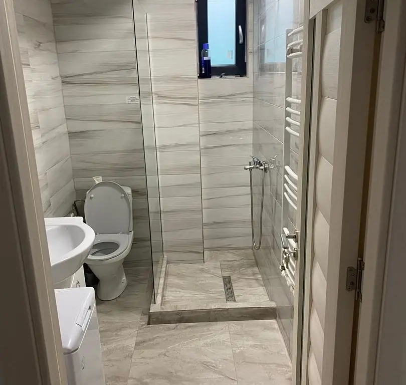 Apartament mamai sat 45m2
