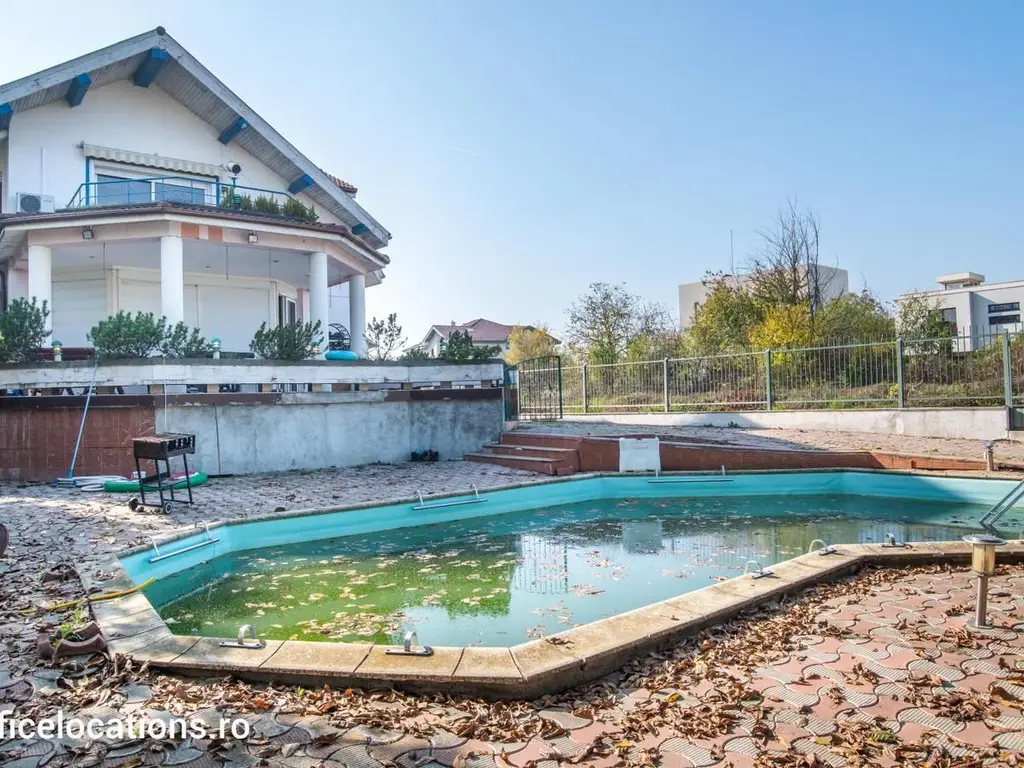 Vilă deschidere lac Grivița direct proprietar cu 20 m și 20 strada