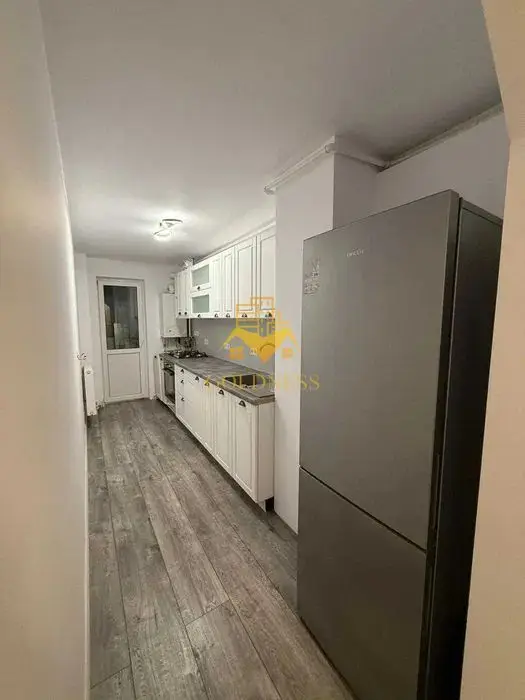 2 camere decomandate, Modern, Zona Parang Manastur