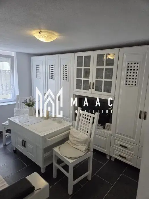 Casă 10 camere de vânzare | Calea Dumbrăvii, Sibiu | 220 mp