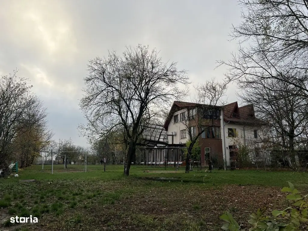 ofer spre vanzare teren pe malul lacului Snagov si vila S+P+E+M
