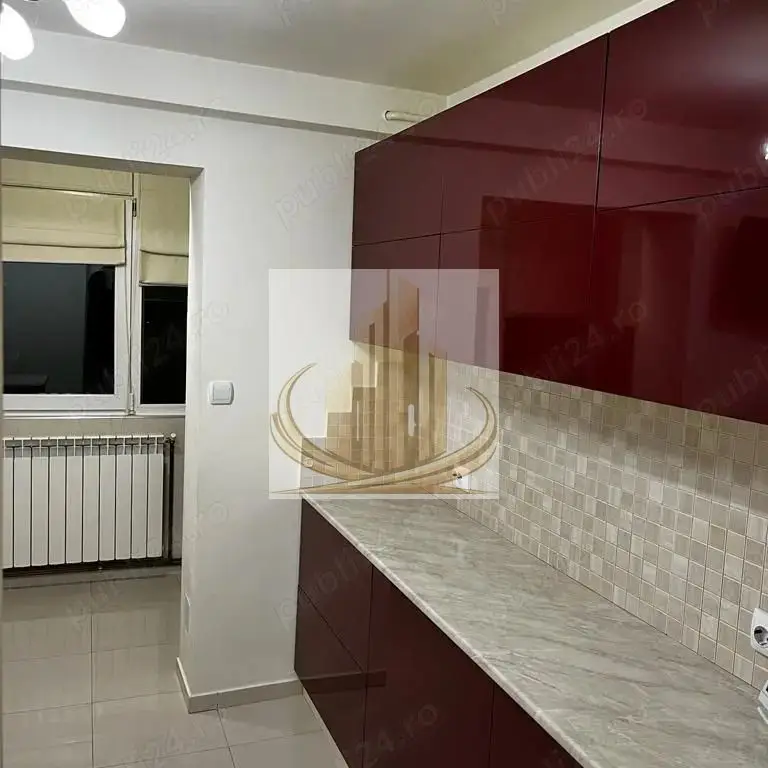 Apartament 3 camere, decomandat, zona Lunei