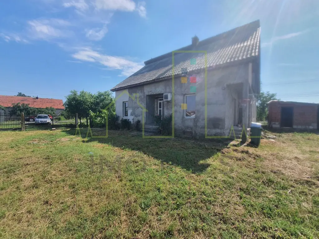 Teren in vatra veche. Beregsau Mare