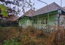 Casă cu teren de 1.000 m² – utilități complete, ideală pentru renovare