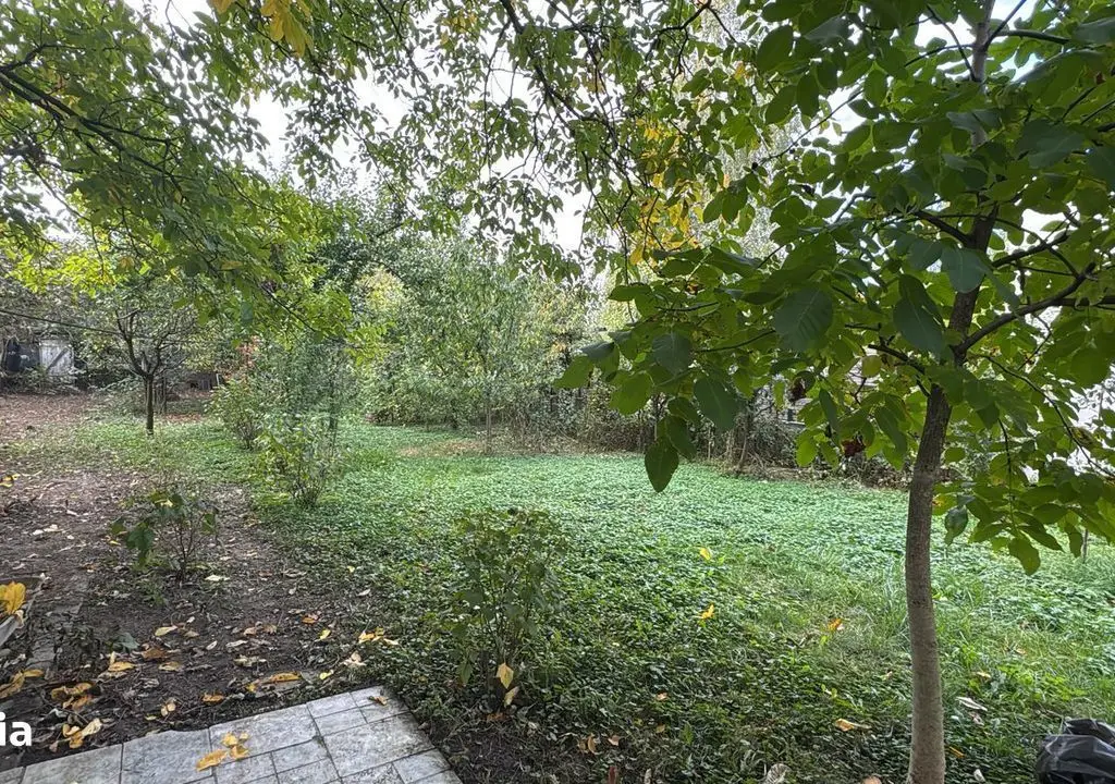 BRASADAS vinde casa în zona Titulescu.