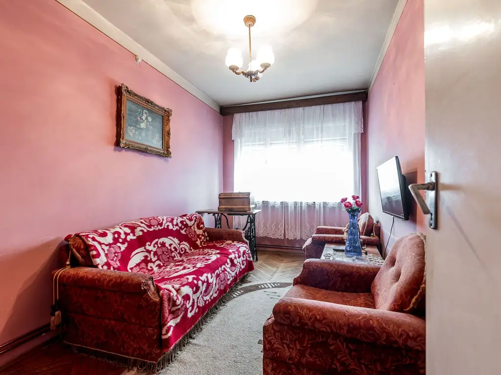 Apartament cu 4 camere decomandat cu vedere panoramica