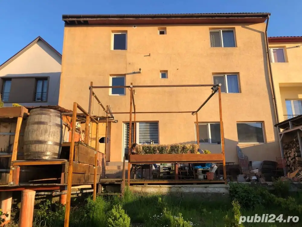 BRASADAS vinde casa cu 5 apartamente in zona ZORILOR