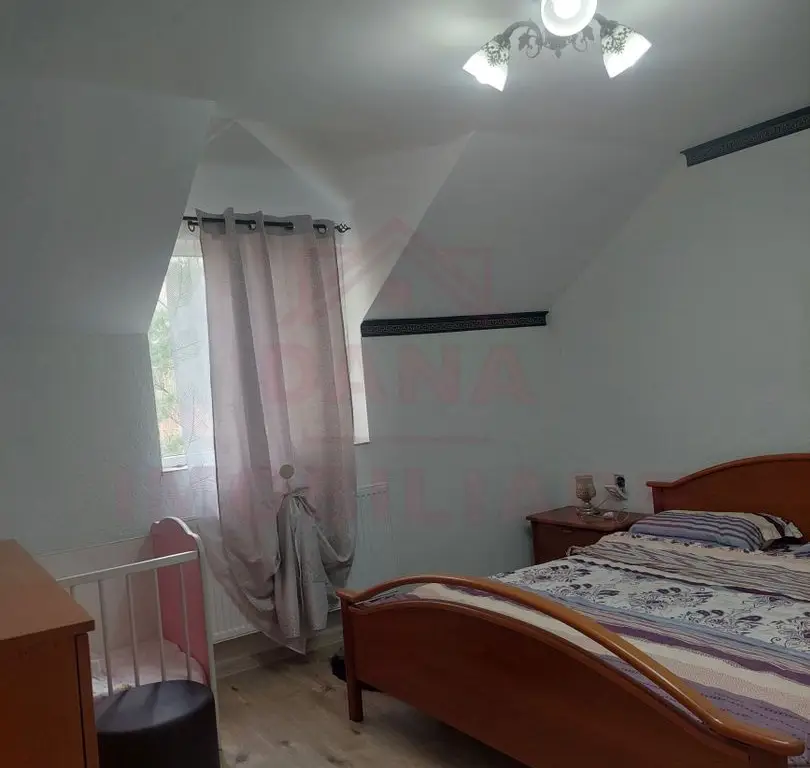 CASĂ DE VACANȚĂ 5 CAMERE,POINANA MĂRULUI, JUD.CARAȘ-SEVERIN