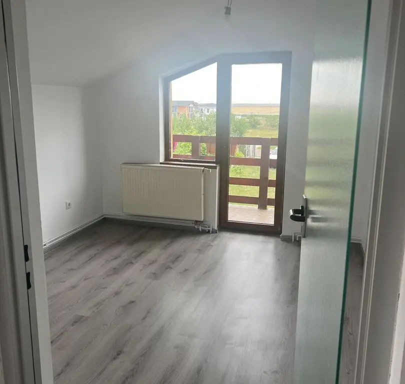 CASA DE VANZARE IN CARTIERUL PRIMAVERII -GIARMATA MARE