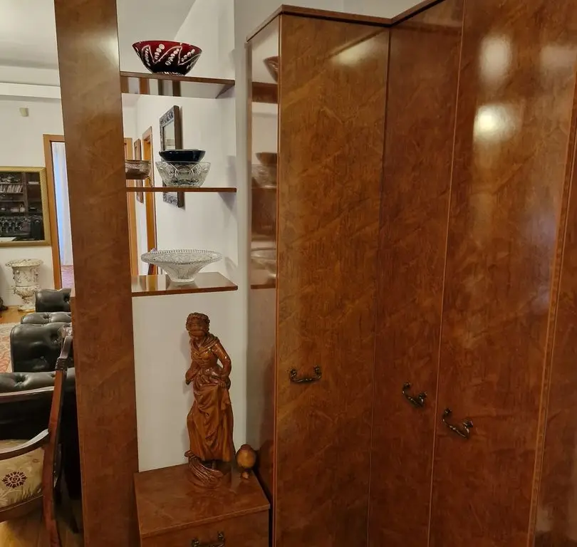 Ag BRASADAS închiriază ap 2 cam 86mp Etaj 2/3 zona ROMANA.
