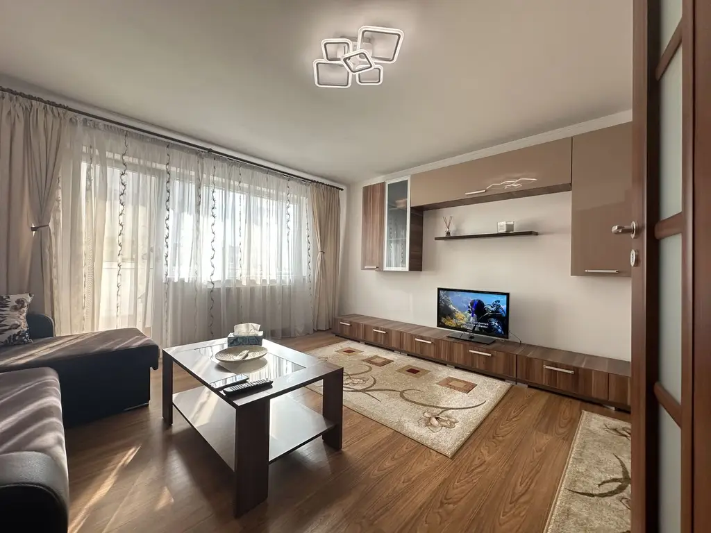 Închiriere apartament spațios și foarte curat Cartierul Scriitorilor