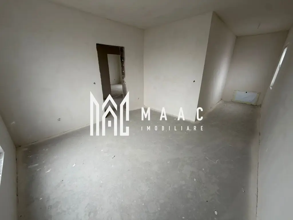 Casă Tip Duplex | 4 Camere | 2 Balcoane | Terasă | Șura Mică