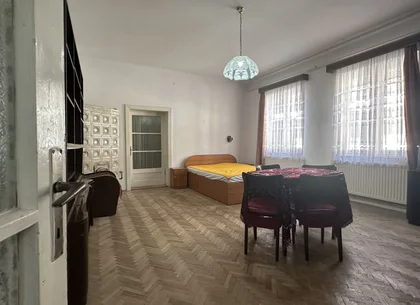 Apartament in casa spațios la doar 5-7 minute de Centrul Istoric