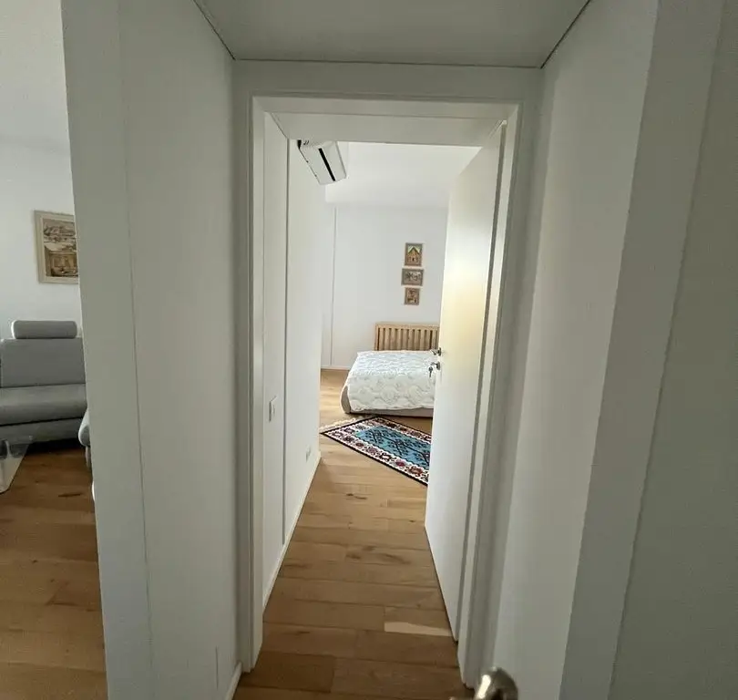Piata Presei Libere apartament 3 camere de vanzare