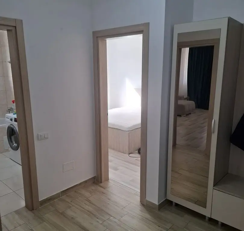 BRASADAS inchiriaza ap 2 cam PARTER zona Metalurgiei.