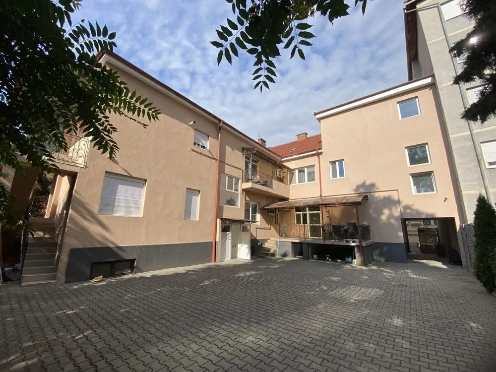 BRASADAS vinde casa pt locuit / afaceri zona ULTRACENTRALA.