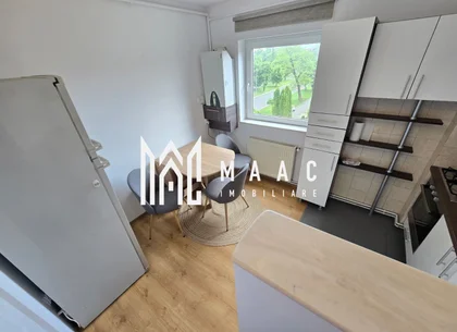 Apartament 3 camere decomandate 2 bai etaj 3 Zona Terezian