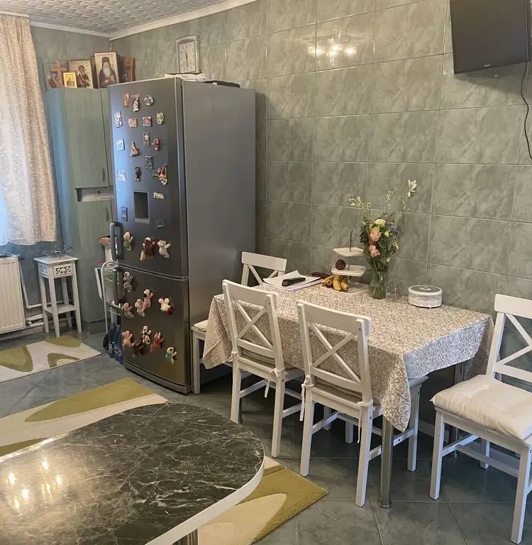 Vand apartament 4 camere