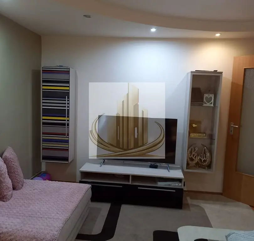 Apartament de vânzare – 3 camere, Aradului Piața Verde