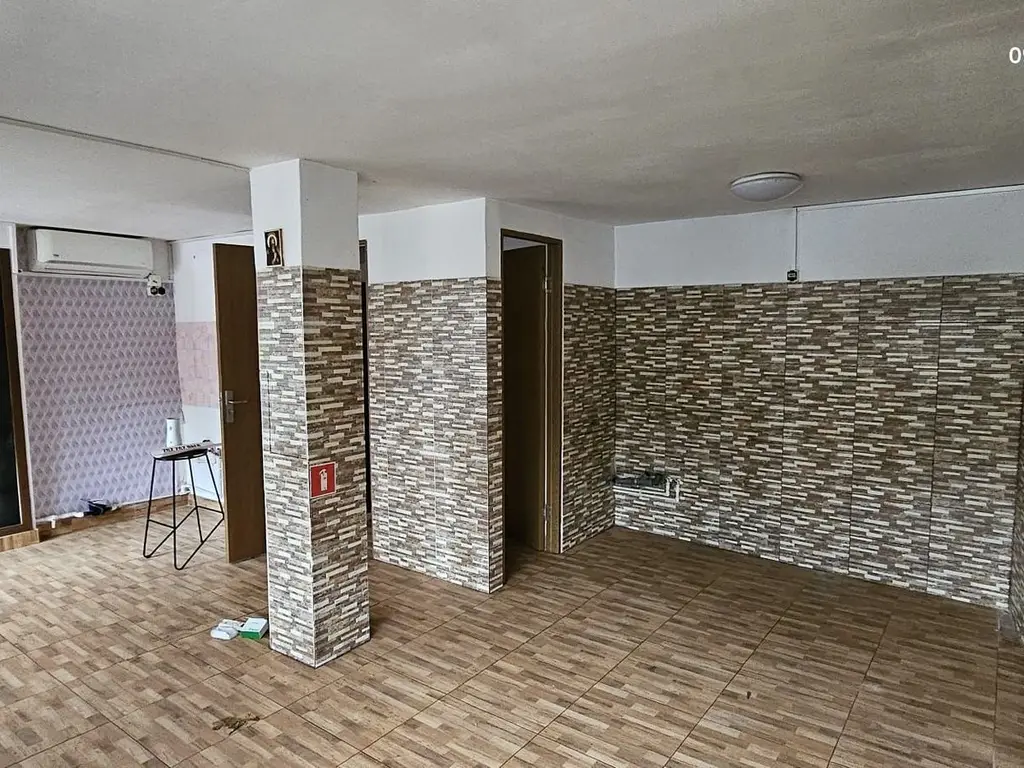 Vanzare spațiu comercial stradal – Cartier Siderurgiștilor Vest