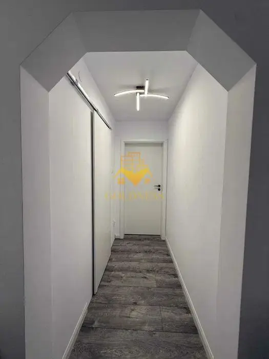 2 camere decomandate, Modern, Zona Parang Manastur