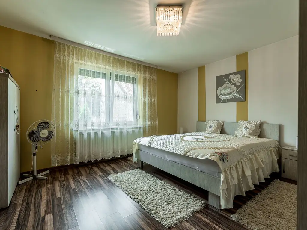 Casa 4 camere - langa str. Petru Rares, Gradiste - COMISION 0