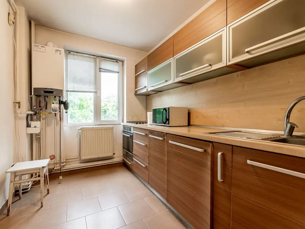 78.900 EURO! Apartament 2 camere, etaj 2, bloc cu lift, Libelula, Arad