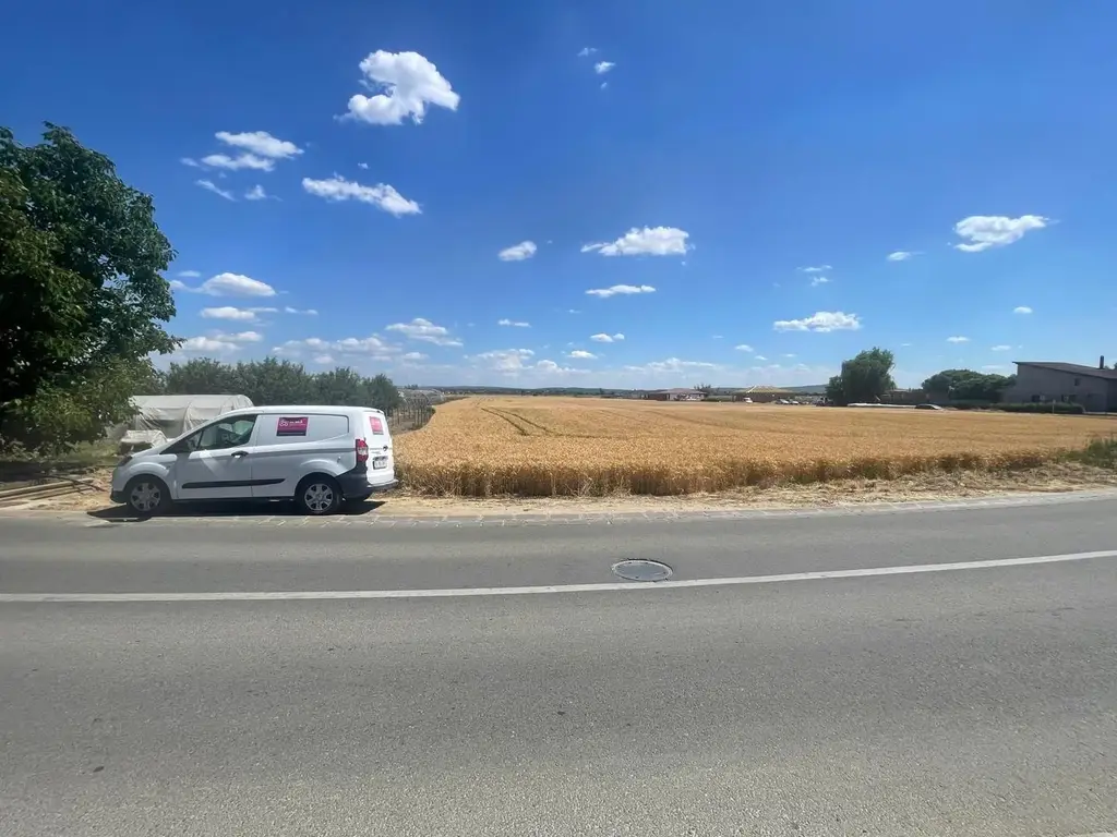 Teren intravilan in Podgoria pt parcelare șau construcții rezidențiale